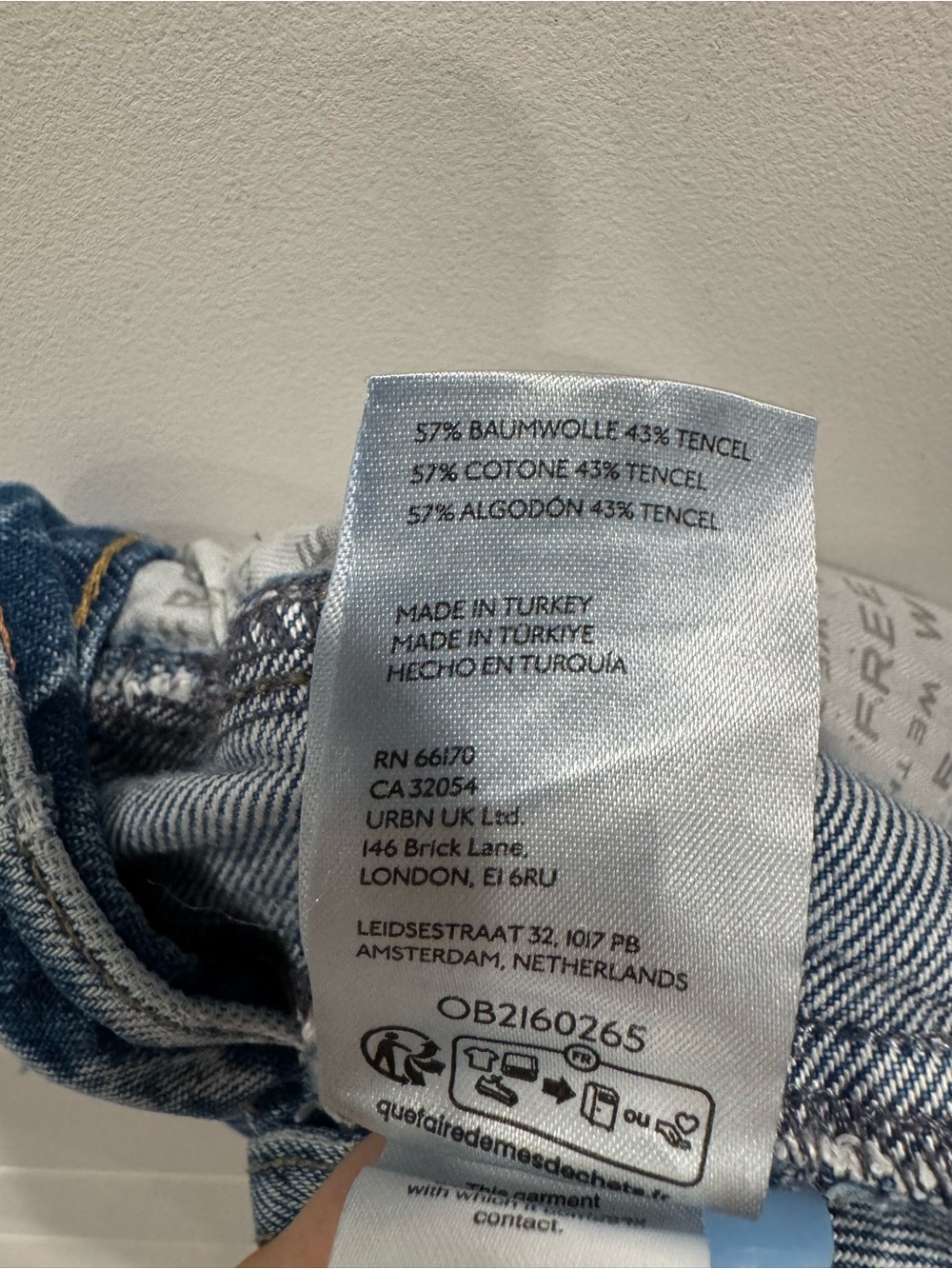 Free People We the Free Good Luck Printed Barrel jeans laser daisy - Picture 10 of 10